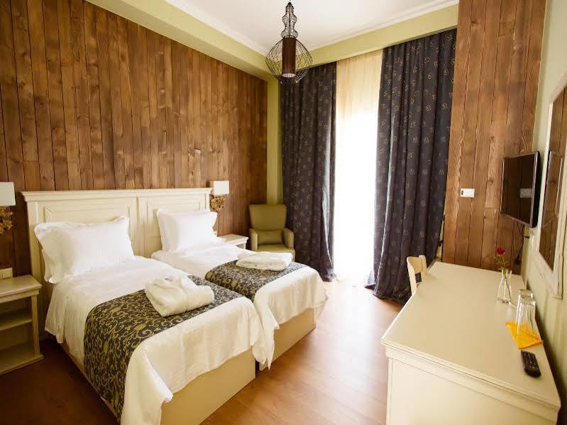Káto Loutrákion Irenes Resort מראה חיצוני תמונה