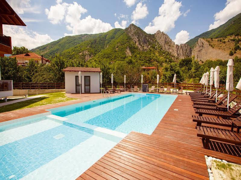 Káto Loutrákion Irenes Resort מראה חיצוני תמונה